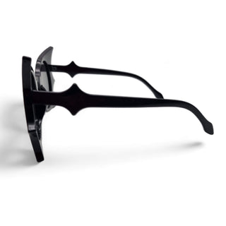 Dark Wing Sunglasses By Gothika With Carrying Coffin